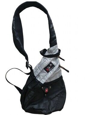 Swiss Army Victorinox Black & Gray Sling Bag